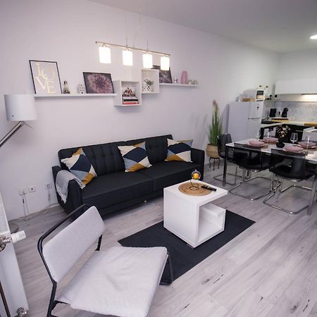 Ferienwohnung Apartman Day Čakovec Exterior foto