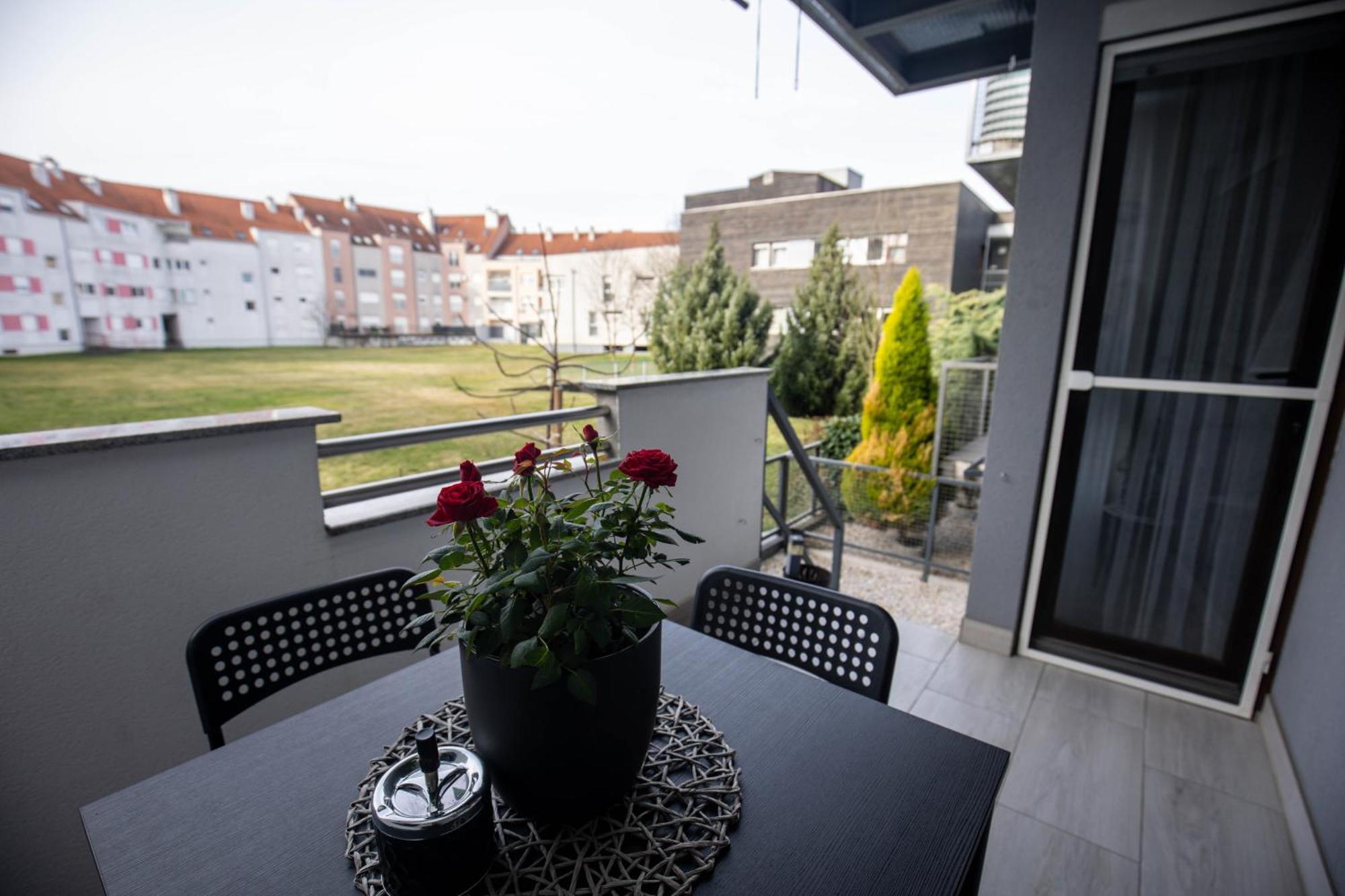 Ferienwohnung Apartman Day Čakovec Exterior foto